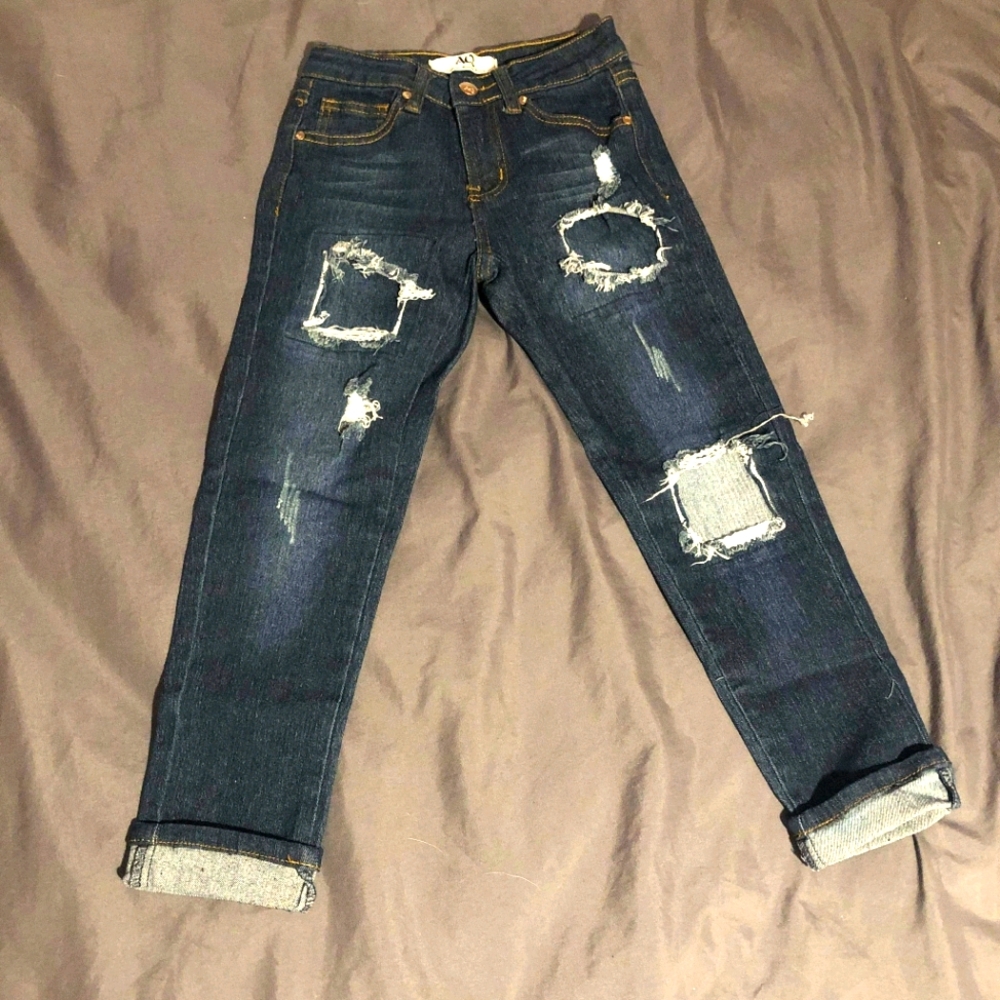 Girl's Distressed Cuffed Blue Jeans